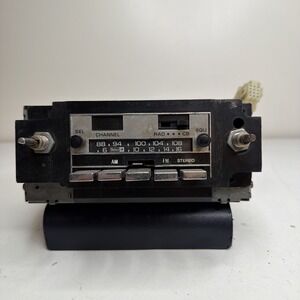 Vtg. GM Delco AM FM Stereo Pushbutton Radio & CB  7898436 1970's 1980's Untested